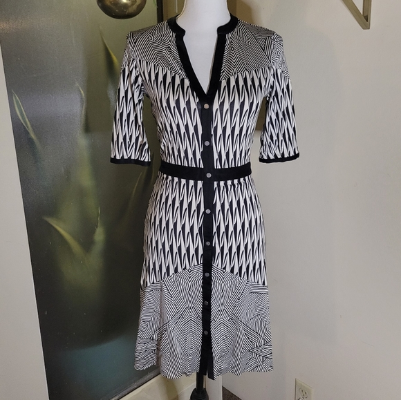 Diane Von Furstenberg Silk Button Dress - Picture 2 of 12